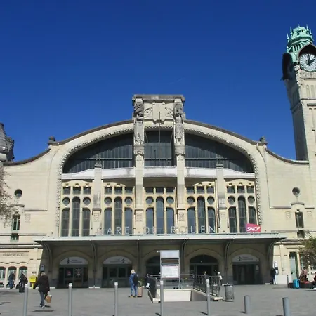 Gare *